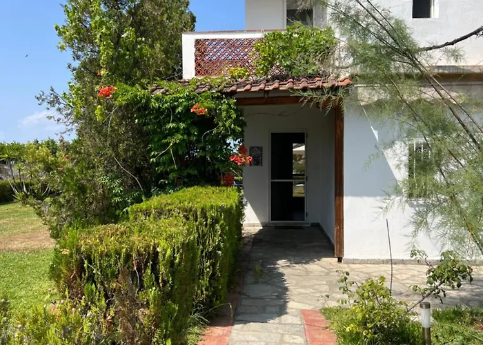 House Seafront Latoura Ormos Panagias