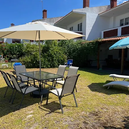 Holiday home House Seafront Latoura *