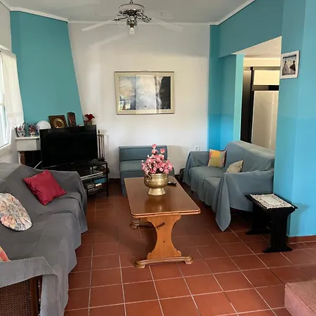 Dom wakacyjny House Seafront Latoura Ormos Panagias