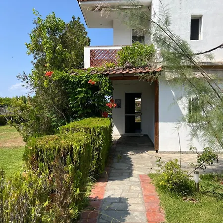 House Seafront Latoura Ormos Panagias