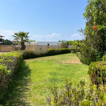 Dom wakacyjny House Seafront Latoura *