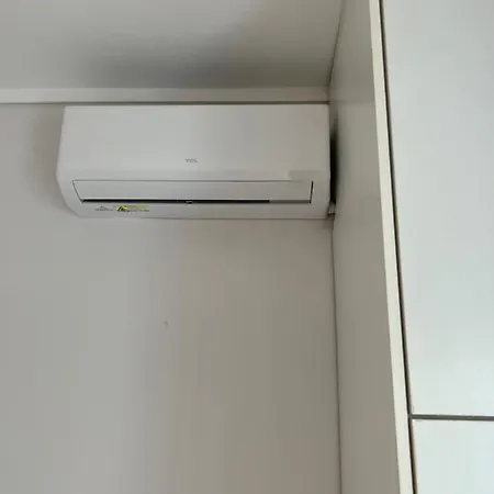 House Seafront Latoura *