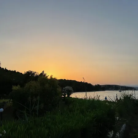 House Seafront Latoura Prázdninový dům Ormos Panagias