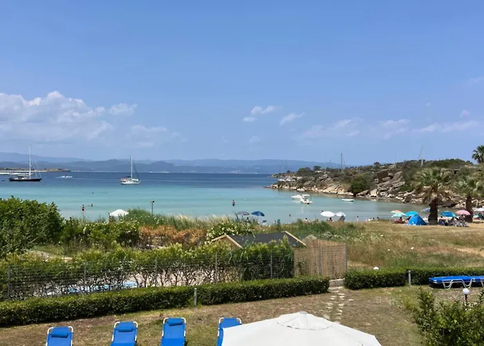 House Seafront Latoura